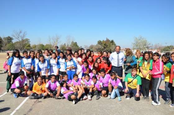 El Colegio Siglo XXI obtuvo el primer puesto en las finales de fútbol femenino