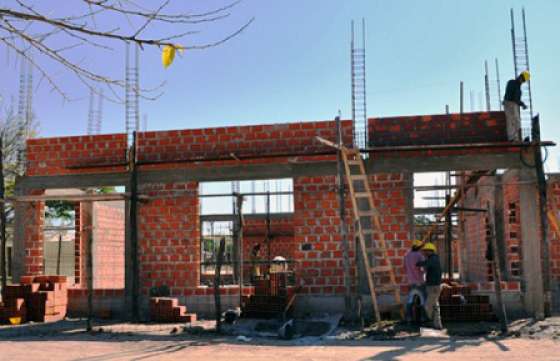 Se construye la nueva Escuela de Comercio Juan XXIII de Mosconi