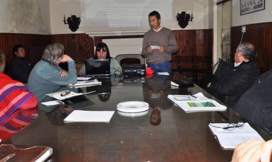 Capacitan a productores de flores para potenciar su desarrollo comercial