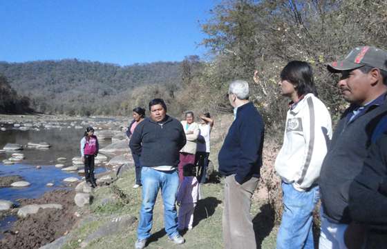 Avanzan las gestiones para dotar en Acambuco del suministro de energía eléctrica