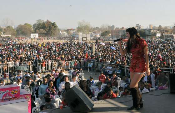 Miles de niños festejaron  su día en el Delmi