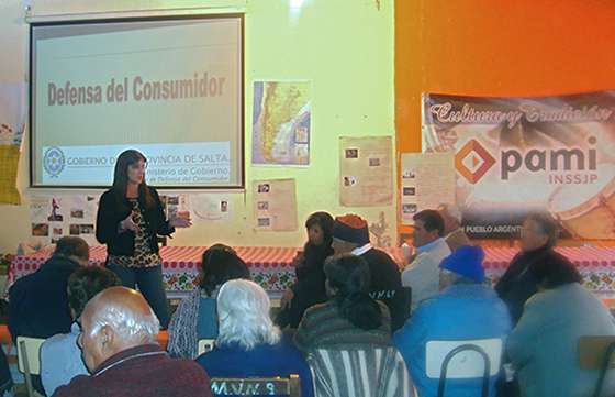 Defensa del Consumidor capacitó adultos mayores