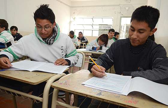 Más de 15 mil estudiantes secundarios participan del Operativo Nacional de Evaluación
