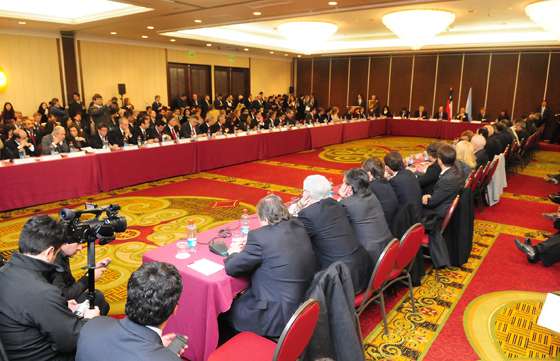 Salta ratificó en Chile su voluntad de integración y la importancia de rutas y el ferrocarril