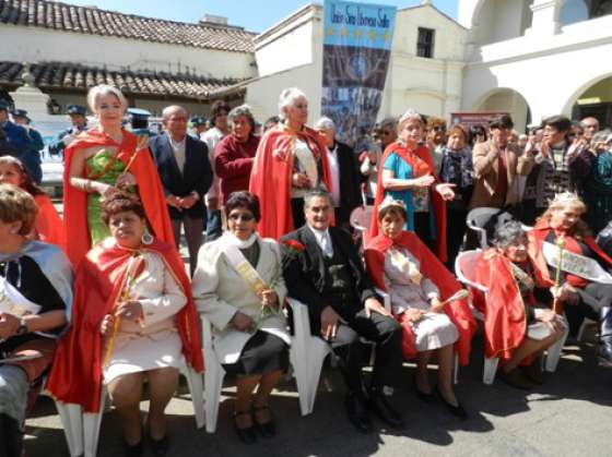 Presentaron las candidatas para Reina de la Tercera Edad por Capital