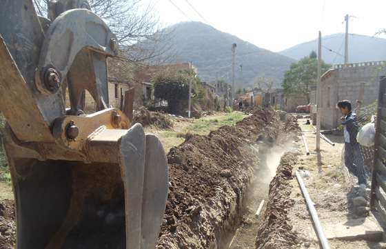 Ciento cuarenta familias de la zona este de la ciudad se beneficiaron con la obra de red de agua potable
