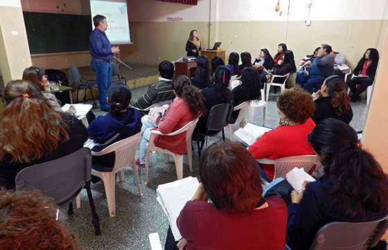 Derechos Humanos capacita a operadores de la Dirección de Niñez