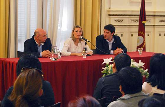 Referentes de ONG son capacitados por Derechos Humanos y la Escuela de Administración Pública