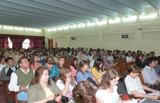 Supervisores se capacitan sobre acciones ante casos de consumo de drogas en las escuelas
