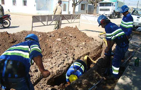 Aguas del Norte mejora redes cloacales en Tartagal