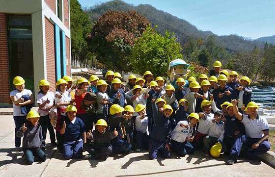Aguas del Norte concientiza a niños del interior
