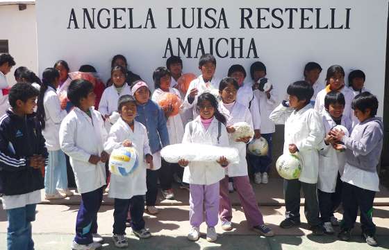 Enreja entregó donaciones en Molinos