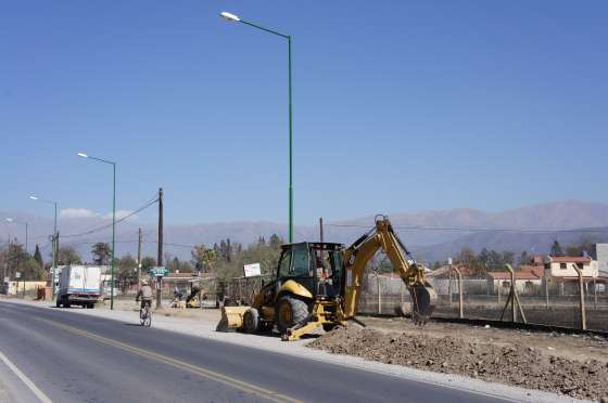 Miles de vecinos se beneficiarán con la iluminación de la ruta 51