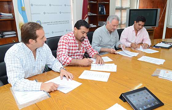 Nuevos fondos para financiar a productores del chaco salteño en la compra de equipamiento