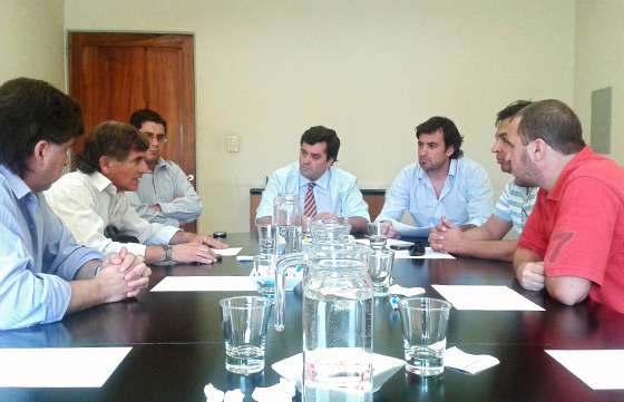 Avanza la posibilidad de transferir licencias de taxis y remises