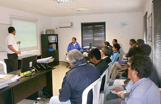 Charlas informativas de Aguas del Norte para instaladores sanitaristas