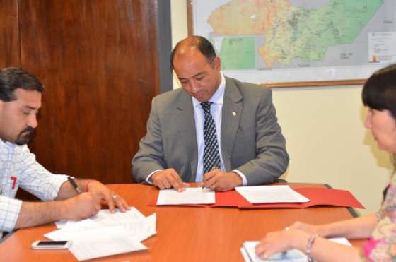El Gobierno efectuará la refacción general de la escuela Nº 4.818 de paraje Campo Grande