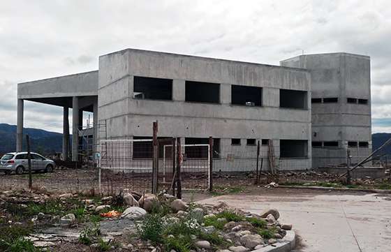 El ministro de Educación visitó la obra del nuevo Complejo de Artes