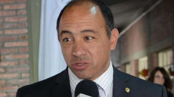 Dib Ashur expone en Brasil resultados de la aplicación de nuevas tecnologías en escuelas salteñas