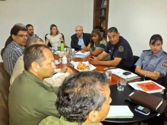 Coordinaron acciones ante la posible emergencia climática 2013-2014