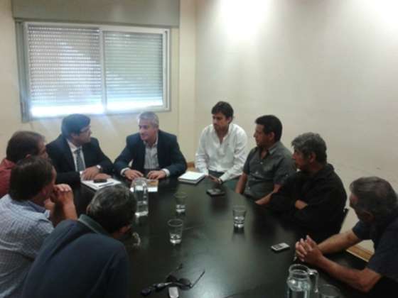 AMT y taxistas trabajan el proyecto para incrementar la lucha contra la ilegalidad