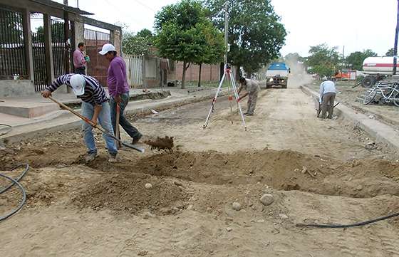 Siete millones invierte la Provincia en Orán en obras  de pavimentación urbana