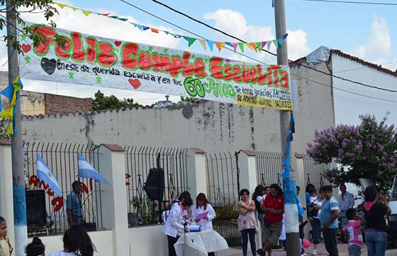 Festejos por el 60º aniversario de la escuela Paula Albarracín