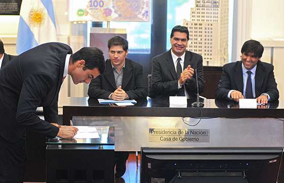 Urtubey firmó con Nación un convenio para la generación de terrenos  en el marco del Procrear
