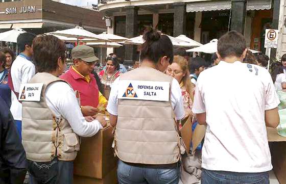 Defensa Civil colaboró en la fiesta de “Pisadas saludables de ADRA”