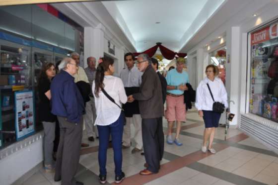 Funcionarios recorrieron el centro de la ciudad y anunciaron ayudas concretas para comerciantes