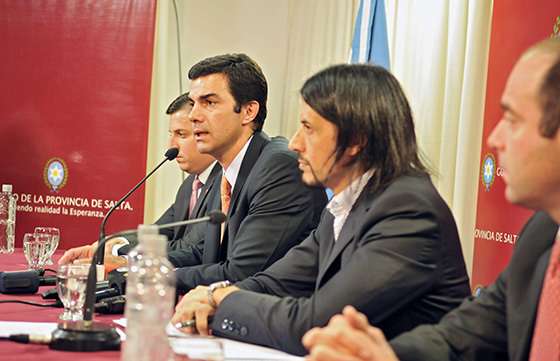 El gobernador Urtubey anunció el pago de horas Cores para la Policía de la Provincia