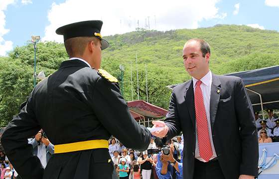 Se realizó el acto de egreso de 61 oficiales de la Policía