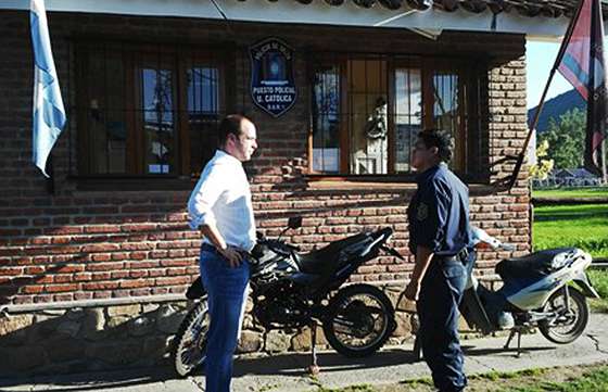 El ministro de Seguridad recorrió dependencias policiales esta Navidad
