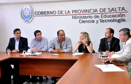 La Provincia y el sector privado articulan acciones para la formación profesional de jóvenes estudiantes