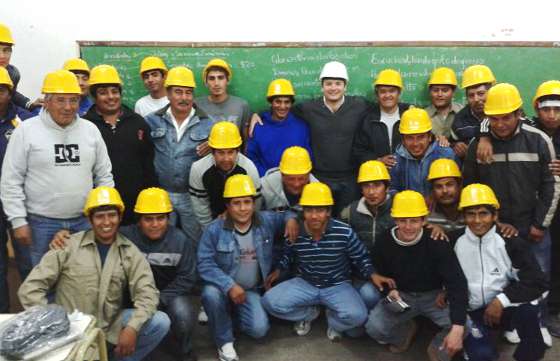 En poco más de un año se entregaron casi dos mil tarjetas inteligentes “Soy constructor”
