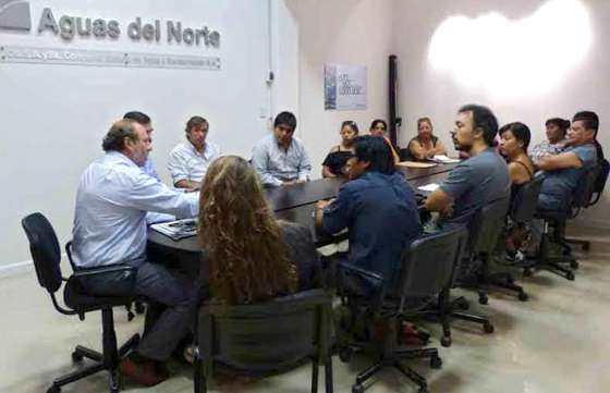 Aguas del Norte junto a vecinos y concejales capitalinos