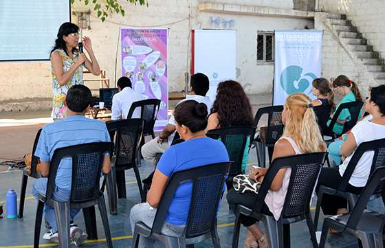 Vecinos de Villa Primavera fueron capacitados sobre procreación responsable y detección de adicciones