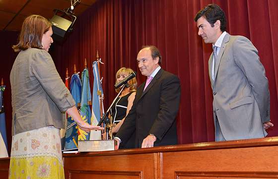 Urtubey asistió a la toma de juramento de la nueva Defensora General de la Provincia