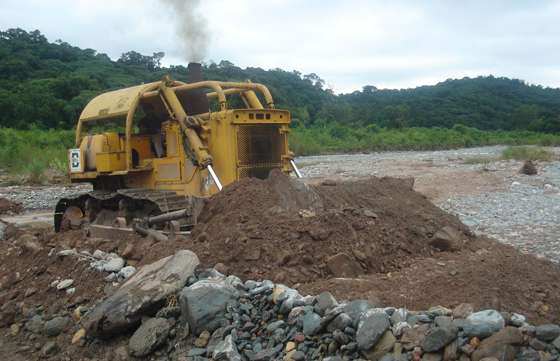 Aguas del Norte ejecuta obras en ríos de Metán para proteger el sistema de captación
