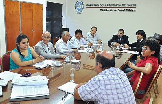 El Ministro de Salud Pública analiza con gremios mejoras en el recurso humano
