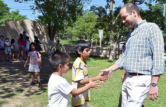Más de 50 niños asisten a la colonia de vacaciones de la Policía Comunitaria de Tartagal