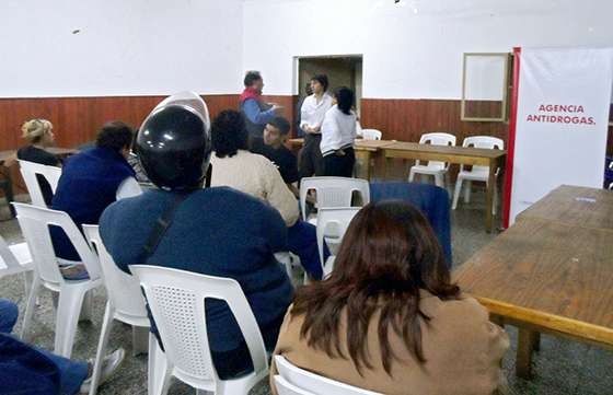 Vecinos de la zona oeste de la ciudad trabajarán junto a funcionarios de la Agencia Antidrogas