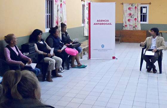 Vecinos de la zona oeste de la ciudad se formarán como agentes preventores contra las drogas