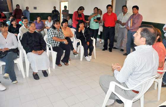 Sylvester se reunió con el Consejo Barrial del barrio Roberto Romero