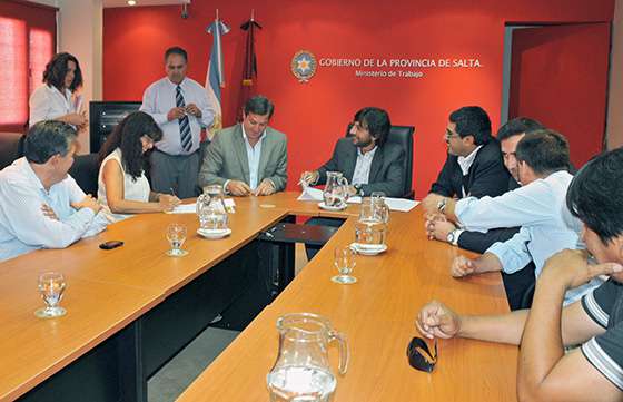 Trabajo homologó el acuerdo entre el Registro Civil y UPCN