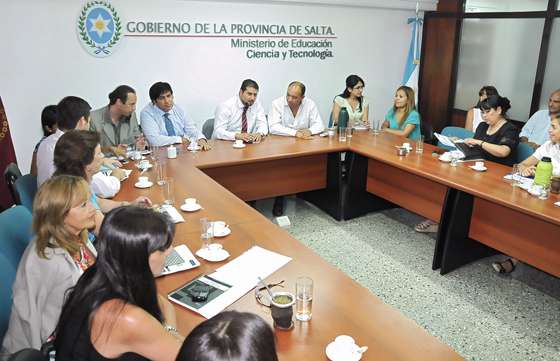 Definen estrategias de promoción del programa nacional PROGRESAR