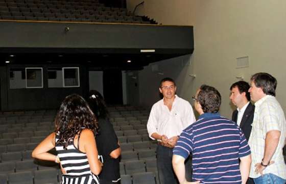 En la sala Juan Carlos Dávalos de la Casa de la Cultura se hicieron obras para la nueva temporada