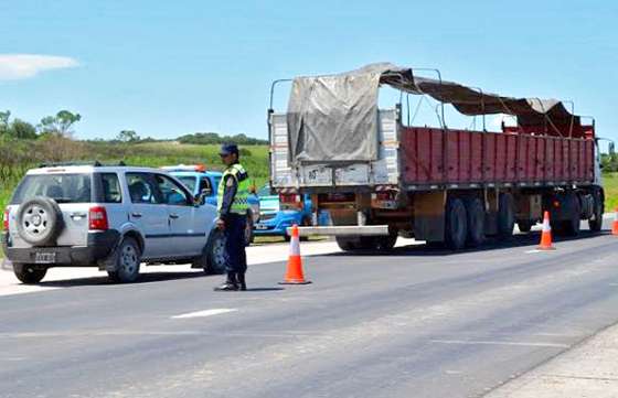 Más de 5300 autos fueron controlados durante el fin de semana en toda la provincia
