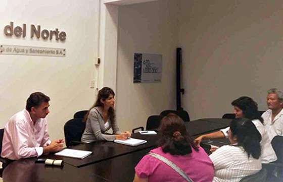 Funcionarios de Aguas del Norte se reunieron con vecinos de Sanidad I y II