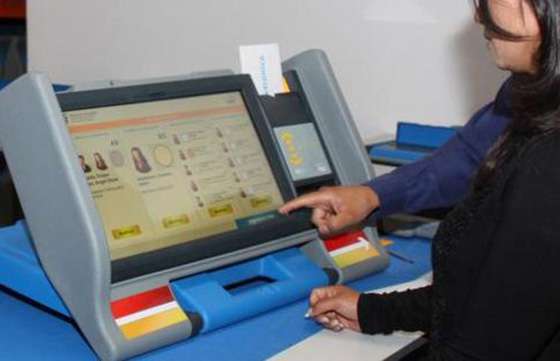 El Ministro de Gobierno fue invitado como observador internacional de las elecciones en Ecuador